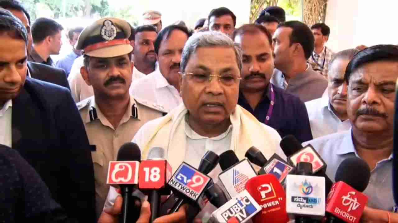 ರೈತರ ಆತ್ಮಹತ್ಯೆಗೆ ಕಾರಣರಾದವರ ವಿರುದ್ಧ ಸೂಕ್ತ ಕ್ರಮ ಕೈಗೊಳ್ಳಿ: ಅಧಿಕಾರಿಗಳಿಗೆ ಸಿಎಂ ಸೂಚನೆ