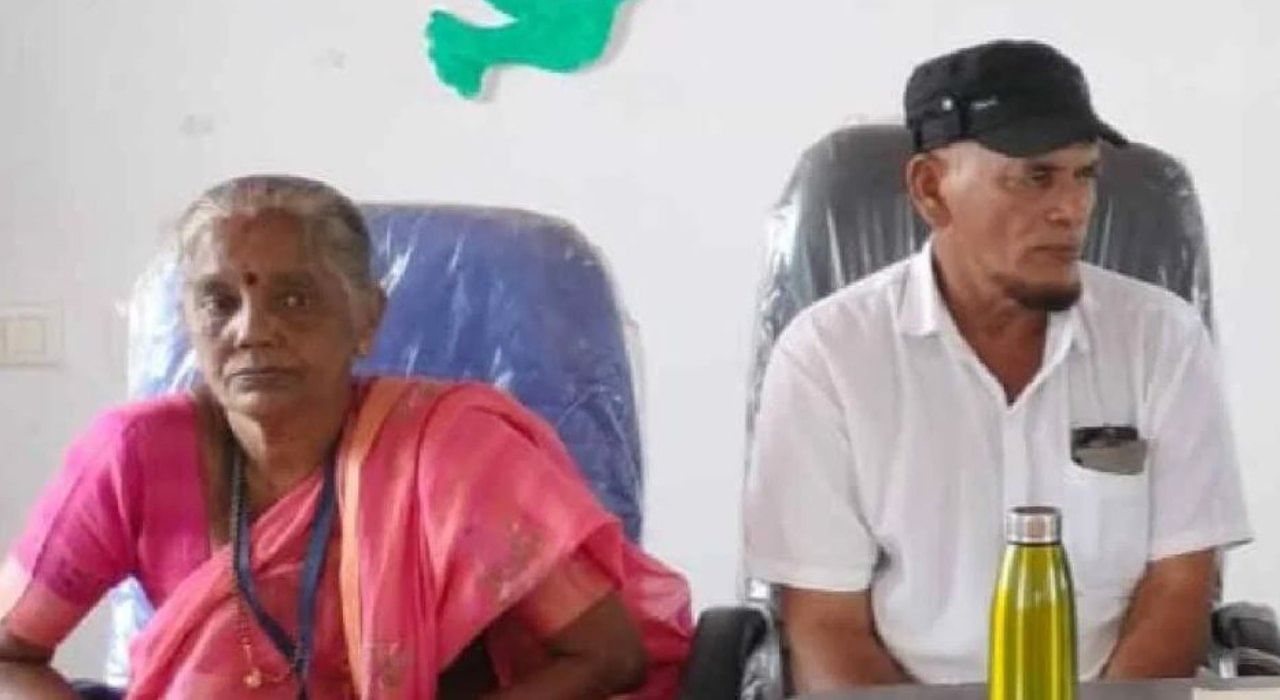 ತಲಪಾಡಿ ಗ್ರಾ.ಪಂ. ಚುನಾವಣೆ: ಎಸ್ಡಿಪಿಐ ಬೆಂಬಲಿಸಿಲ್ಲ ಎಂದ ಬಿಜೆಪಿ ನಾಯಕರು, ತೇಜಸ್ವಿ ಸೂರ್ಯ, ಅಮಿತ್ ಮಾಳವೀಯ ಹೇಳಿದ್ದೇನು? ತಲಪಾಡಿ ಗ್ರಾ.ಪಂ. ಚುನಾವಣೆ: ಎಸ್ಡಿಪಿಐ ಬೆಂಬಲಿಸಿಲ್ಲ ಎಂದ ಬಿಜೆಪಿ ನಾಯಕರು, ತೇಜಸ್ವಿ ಸೂರ್ಯ, ಅಮಿತ್ ಮಾಳವೀಯ ಹೇಳಿದ್ದೇನು?