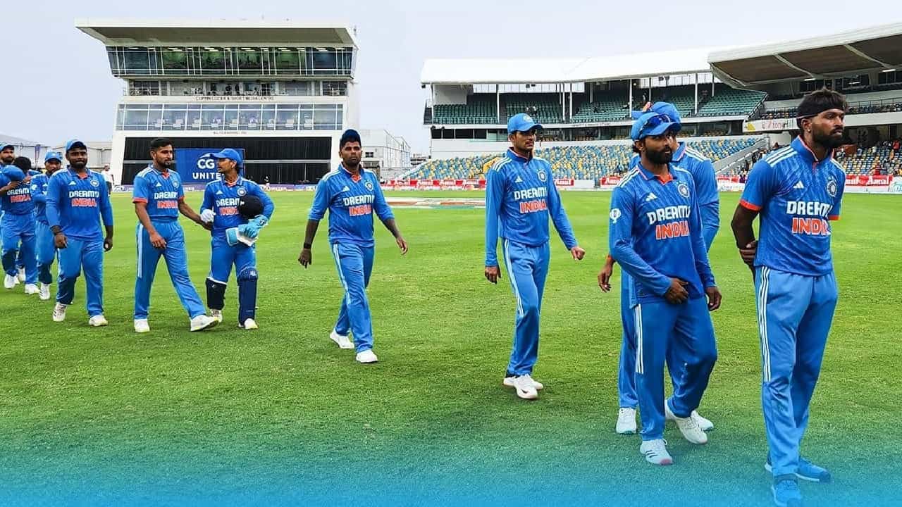 IND vs WI: ಭಾರತ ತಂಡದಲ್ಲಿ ಒಂದು ಬದಲಾವಣೆ ಸಾಧ್ಯತೆ: ಹೀಗಿರಲಿದೆ ಪ್ಲೇಯಿಂಗ್ 11 IND vs WI: ಭಾರತ ತಂಡದಲ್ಲಿ ಒಂದು ಬದಲಾವಣೆ ಸಾಧ್ಯತೆ: ಹೀಗಿರಲಿದೆ ಪ್ಲೇಯಿಂಗ್ 11