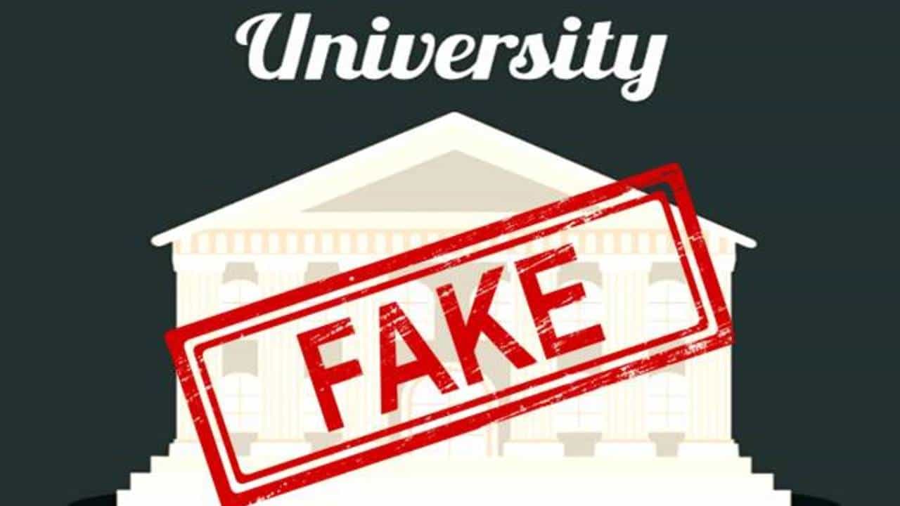 Fake Universities: ಭಾರತದ ಈ 20 ವಿಶ್ವವಿದ್ಯಾಲಯಗಳು ನಕಲಿ- ಯುಜಿಸಿ Fake Universities: ಭಾರತದ ಈ 20 ವಿಶ್ವವಿದ್ಯಾಲಯಗಳು ನಕಲಿ- ಯುಜಿಸಿ
