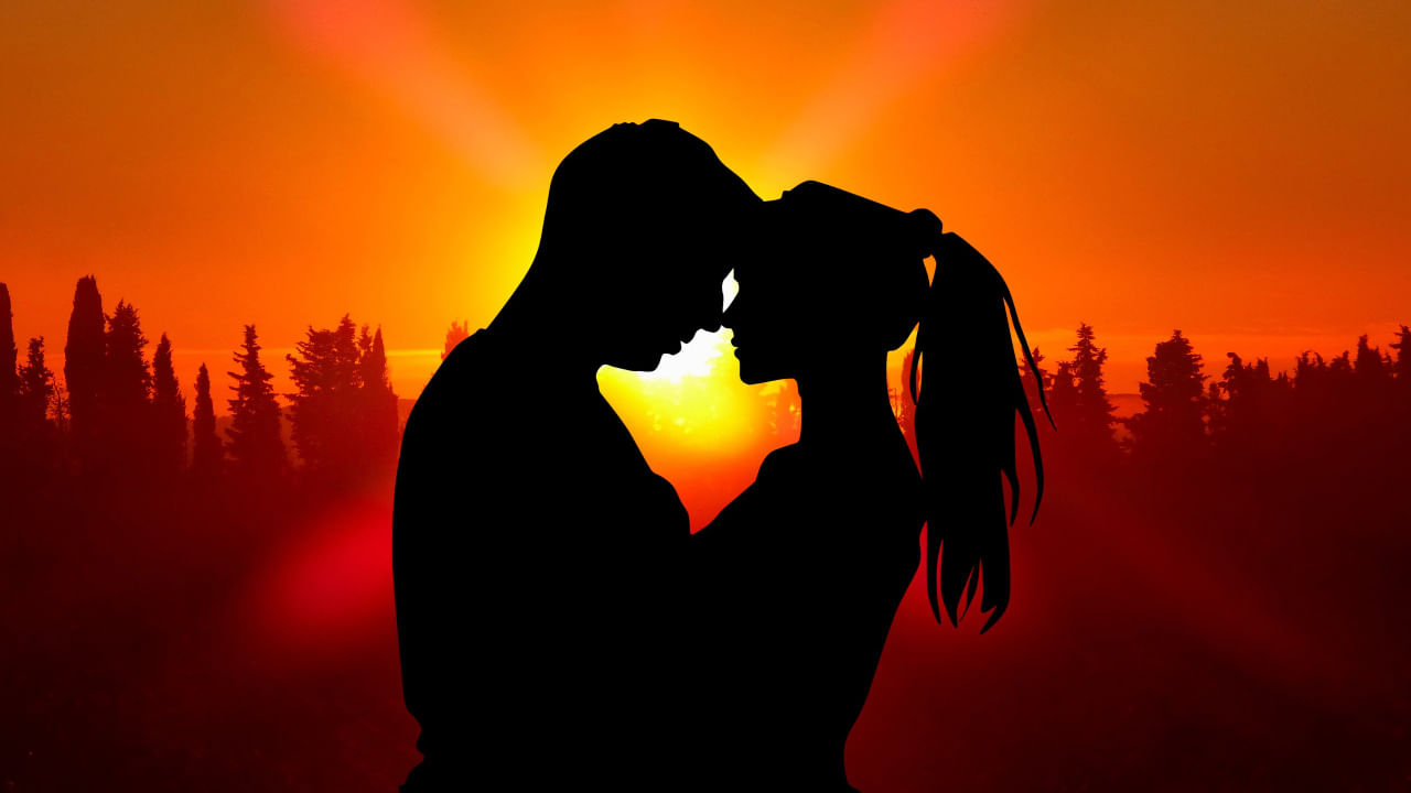 Viral Love Story: ತನ್ನ ಫೋನ್ ಕದ್ದ ಕಳ್ಳನೊಂದಿಗೆ ಪ್ರೀತಿಯಲ್ಲಿ ಬಿದ್ದ ಯುವತಿ Viral Love Story: ತನ್ನ ಫೋನ್ ಕದ್ದ ಕಳ್ಳನೊಂದಿಗೆ ಪ್ರೀತಿಯಲ್ಲಿ ಬಿದ್ದ ಯುವತಿ