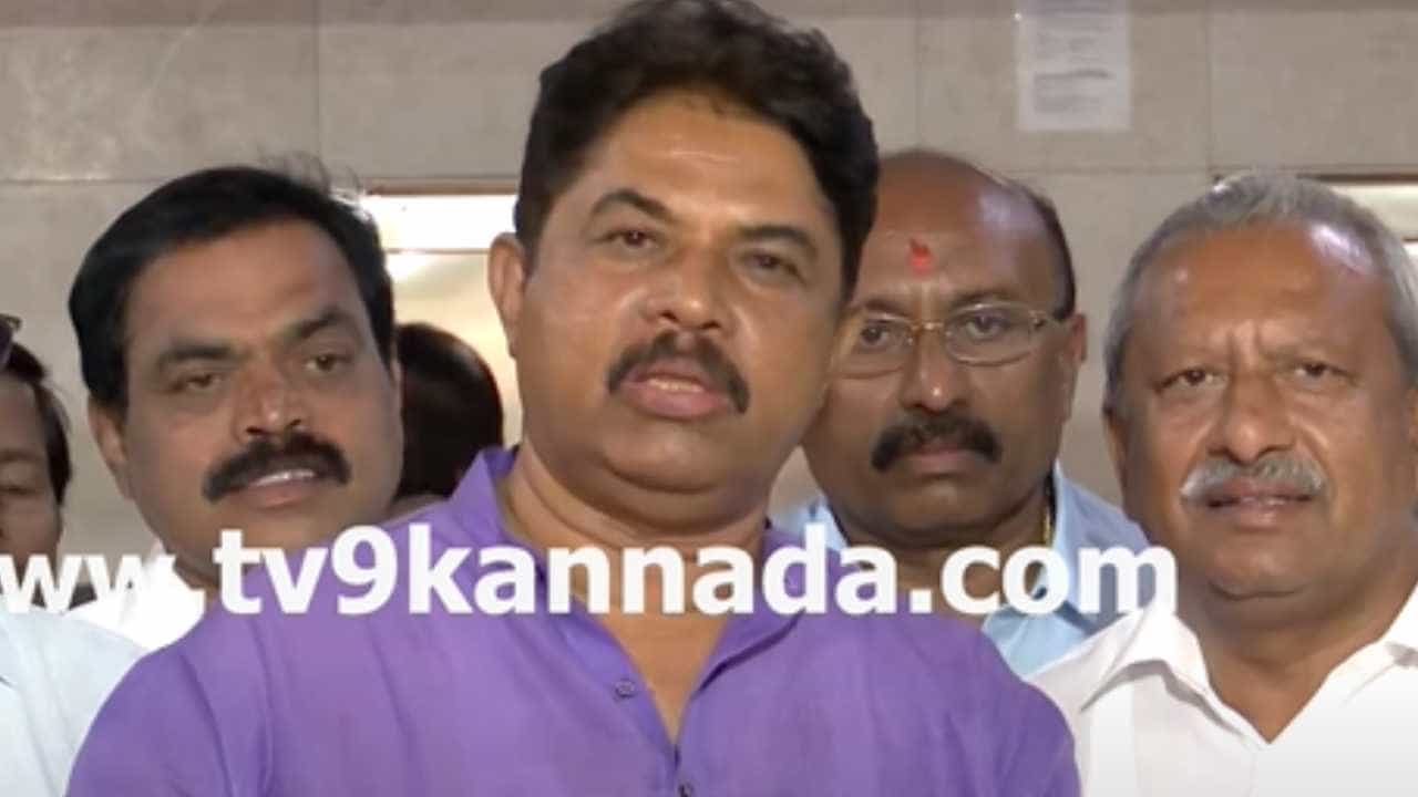 ಬೆಂಗಳೂರಿಗೆ ಶನಿವಾರ ಪ್ರಧಾನಿ ಮೋದಿ ಭೇಟಿ: ಸಾರ್ವಜನಿಕರು, ಕಾರ್ಯಕರ್ತರನ್ನು ಆಹ್ವಾನಿಸಿದ ಬಿಜೆಪಿ ನಾಯಕ ಆರ್ ಅಶೋಕ್ ಬೆಂಗಳೂರಿಗೆ ಶನಿವಾರ ಪ್ರಧಾನಿ ಮೋದಿ ಭೇಟಿ: ಸಾರ್ವಜನಿಕರು, ಕಾರ್ಯಕರ್ತರನ್ನು ಆಹ್ವಾನಿಸಿದ ಬಿಜೆಪಿ ನಾಯಕ ಆರ್ ಅಶೋಕ್