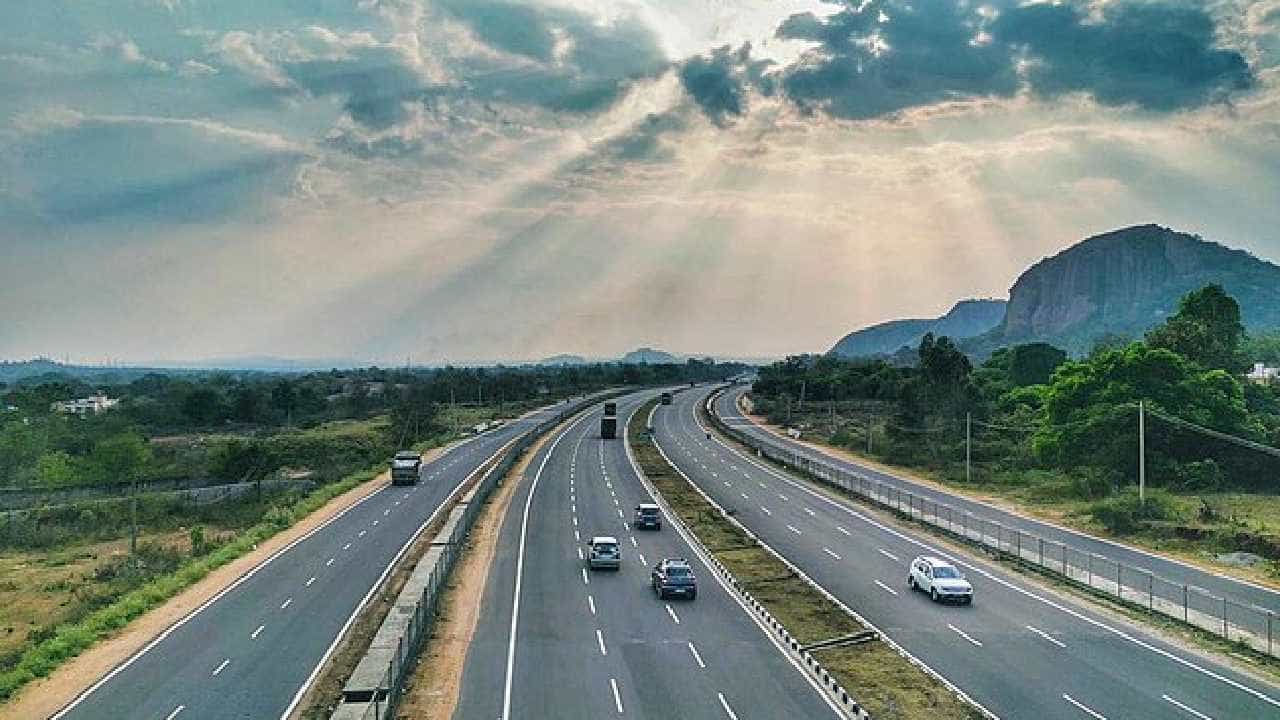 ಬೆಂಗಳೂರು-ಮೈಸೂರು ರಸ್ತೆ ಎಕ್ಸಪ್ರೆಸ್ ವೇ ಅಲ್ಲ ಪ್ರವೇಶ ನಿಯಂತ್ರಿತ ಹೆದ್ದಾರಿ: ಎನ್ಹೆಚ್ಎಐ ಬೆಂಗಳೂರು-ಮೈಸೂರು ರಸ್ತೆ ಎಕ್ಸಪ್ರೆಸ್ ವೇ ಅಲ್ಲ ಪ್ರವೇಶ ನಿಯಂತ್ರಿತ ಹೆದ್ದಾರಿ: ಎನ್ಹೆಚ್ಎಐ