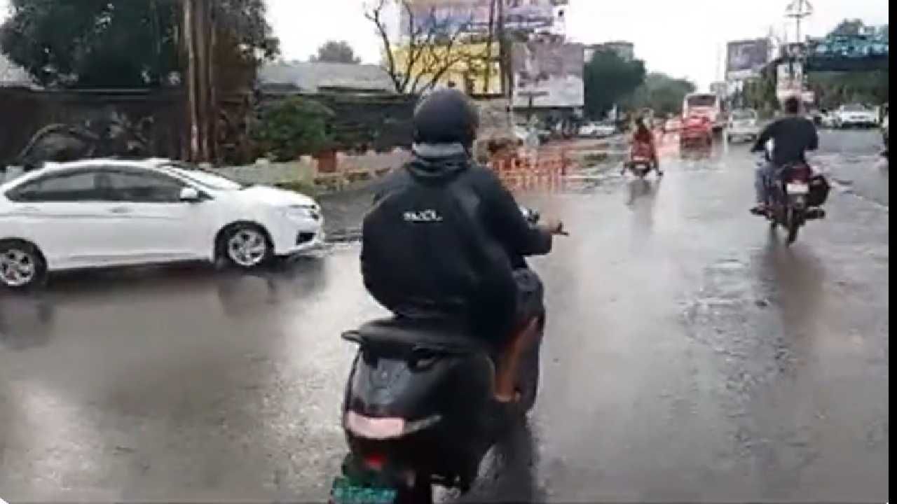 Viral Video: ಈ ಎಲೆಕ್ಟ್ರಿಕ್ ಬೈಕ್ನ ಹಾರ್ನ್ ಕೇಳಿ ನಗುತ್ತೀರೋ ಅಥವಾ...