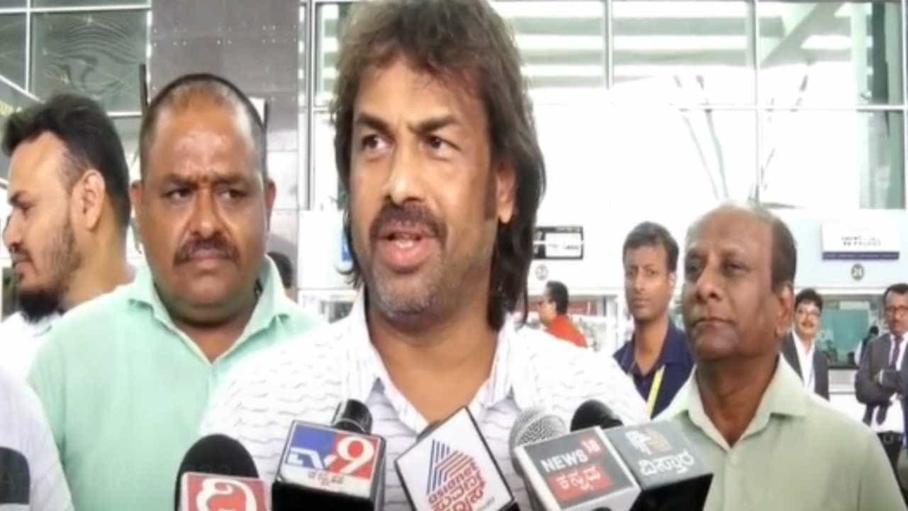 ಪ್ರಯಾಣಿಕರಿಗೆ ಪ್ರೋತ್ಸಾಹ ಧನ ಕೊಡಬೇಕು: ಸಚಿವ ಮಧು ಬಂಗಾರಪ್ಪ ಪ್ರಯಾಣಿಕರಿಗೆ ಪ್ರೋತ್ಸಾಹ ಧನ ಕೊಡಬೇಕು: ಸಚಿವ ಮಧು ಬಂಗಾರಪ್ಪ