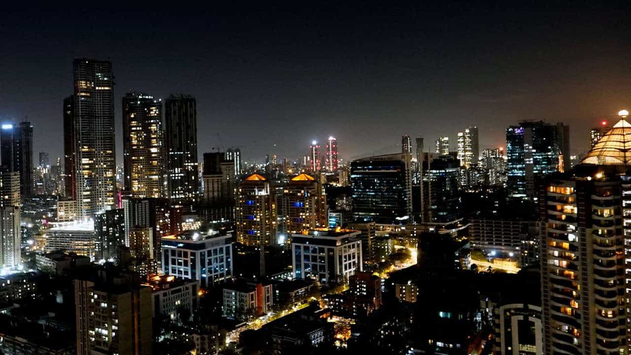 Most Expensive City: ಮನೆ ಖರೀದಿಗೆ ಮುಂಬೈ ದುಬಾರಿ, ಅಹ್ಮದಾಬಾದ್ ಅಗ್ಗ; ನೈಟ್ ಫ್ರಾಂಕ್ ಪಟ್ಟಿಯಲ್ಲಿ ಬೆಂಗಳೂರು ಎಷ್ಟನೇ ಸ್ಥಾನದಲ್ಲಿದೆ? Most Expensive City: ಮನೆ ಖರೀದಿಗೆ ಮುಂಬೈ ದುಬಾರಿ, ಅಹ್ಮದಾಬಾದ್ ಅಗ್ಗ; ನೈಟ್ ಫ್ರಾಂಕ್ ಪಟ್ಟಿಯಲ್ಲಿ ಬೆಂಗಳೂರು ಎಷ್ಟನೇ ಸ್ಥಾನದಲ್ಲಿದೆ?