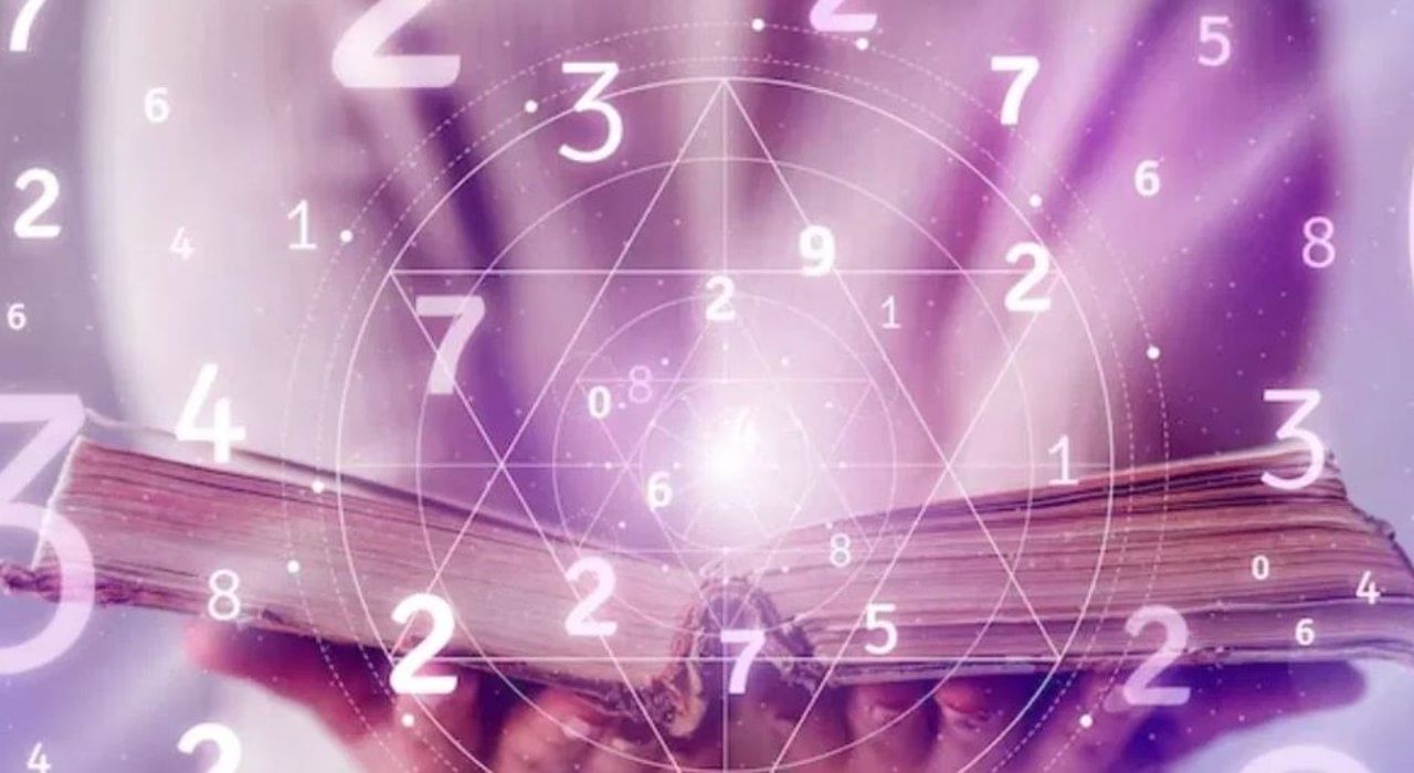 Numerology Prediction: ಸಂಖ್ಯಾಶಾಸ್ತ್ರ ಪ್ರಕಾರ ಜನ್ಮಸಂಖ್ಯೆಗೆ ಅನುಗುಣವಾಗಿ ಆಗಸ್ಟ್ 8ರ ದಿನಭವಿಷ್ಯ Numerology Prediction: ಸಂಖ್ಯಾಶಾಸ್ತ್ರ ಪ್ರಕಾರ ಜನ್ಮಸಂಖ್ಯೆಗೆ ಅನುಗುಣವಾಗಿ ಆಗಸ್ಟ್ 8ರ ದಿನಭವಿಷ್ಯ