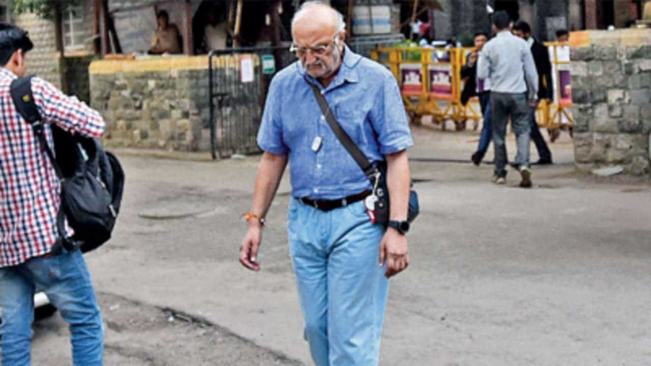 Vijaypat Singhania: ಬೀದಿಗೆ ಬಿದ್ಧ ಶ್ರೀಮಂತ; 13 ಲಕ್ಷ ಕೋಟಿ ರೂ ಮೌಲ್ಯದ ರೇಮಂಡ್ಸ್ ಕಂಪನಿ ಮಾಜಿ ಛೇರ್ಮನ್ನ ಕರುಣಾಜನಕ ಕಥೆ Vijaypat Singhania: ಬೀದಿಗೆ ಬಿದ್ಧ ಶ್ರೀಮಂತ; 13 ಲಕ್ಷ ಕೋಟಿ ರೂ ಮೌಲ್ಯದ ರೇಮಂಡ್ಸ್ ಕಂಪನಿ ಮಾಜಿ ಛೇರ್ಮನ್ನ ಕರುಣಾಜನಕ ಕಥೆ