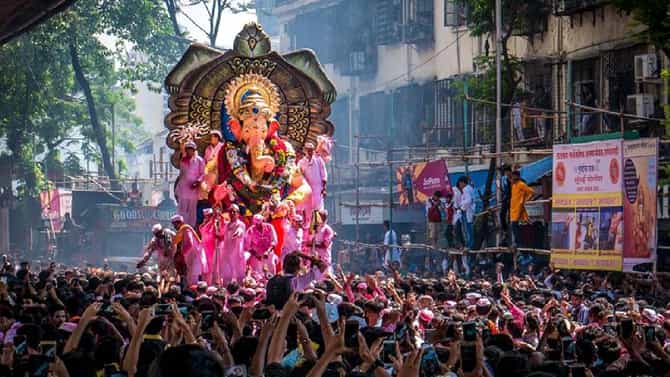 2023 ರ ಸೆಪ್ಟೆಂಬರ್ ತಿಂಗಳಲ್ಲಿ ಯಾವ ದಿನ ಶಾಲೆಗಳಿಗೆ ರಜೆ ಇರುತ್ತದೆ?