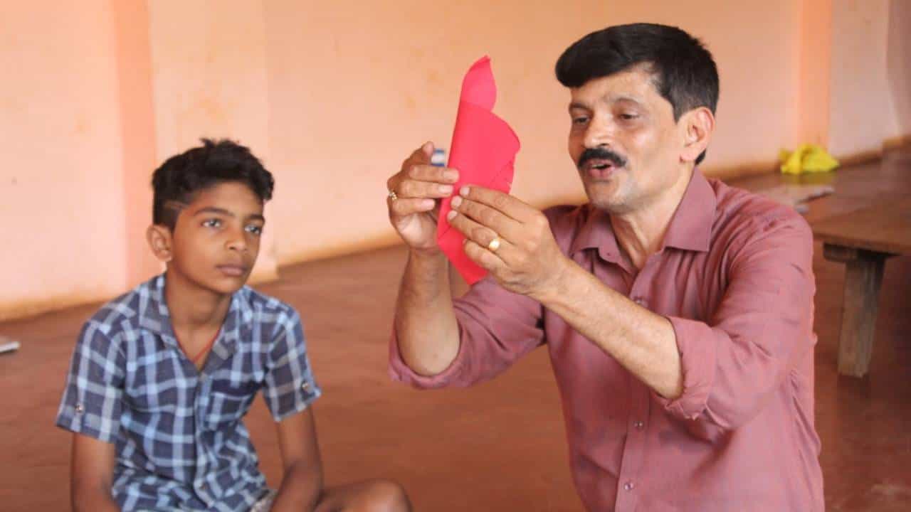ರಾಷ್ಟ್ರಪ್ರಶಸ್ತಿ ವಿಜೇತ ಶಿಕ್ಷಕ ಶಿರಸಿಯ ನಾರಾಯಣ ಭಾಗವತರ ಯಶಸ್ಸಿನ ಗುಟ್ಟೇನು? ರಾಷ್ಟ್ರಪ್ರಶಸ್ತಿ ವಿಜೇತ ಶಿಕ್ಷಕ ಶಿರಸಿಯ ನಾರಾಯಣ ಭಾಗವತರ ಯಶಸ್ಸಿನ ಗುಟ್ಟೇನು?