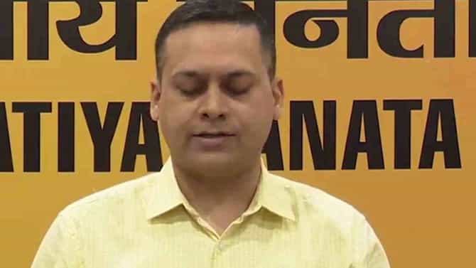 ಉದಯನಿಧಿ ಸ್ಟಾಲಿನ್ ಮೇಲೆ ‘ಜನಾಂಗೀಯ ಹತ್ಯೆ’: ಅಮಿತ್ ಮಾಳವೀಯ ವಿರುದ FIR