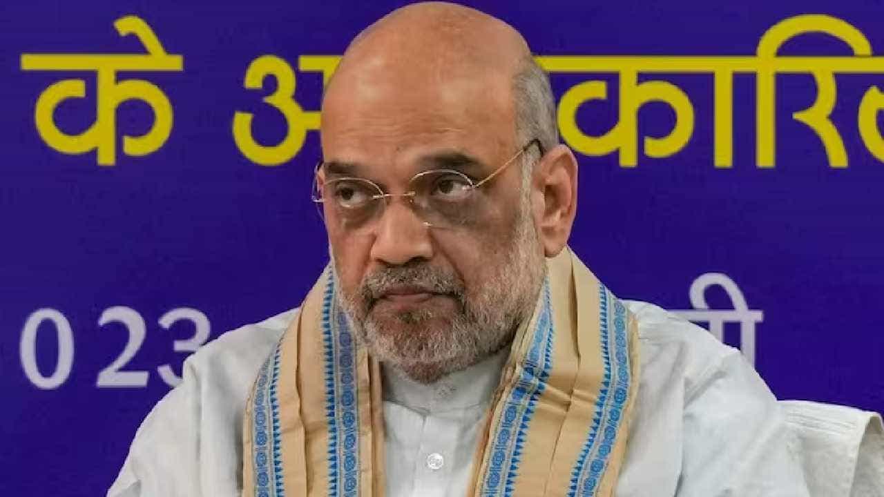 ಸನಾತನ ಧರ್ಮದ ಬಗ್ಗೆ ಉದಯನಿಧಿ ಸ್ಟಾಲಿನ್ ವಿವಾದಾತ್ಮಕ ಹೇಳಿಕೆಗೆ ಅಮಿತ್ ಶಾ ತೀಕ್ಷ್ಣ ಪ್ರತಿಕ್ರಿಯೆ ಸನಾತನ ಧರ್ಮದ ಬಗ್ಗೆ ಉದಯನಿಧಿ ಸ್ಟಾಲಿನ್ ವಿವಾದಾತ್ಮಕ ಹೇಳಿಕೆಗೆ ಅಮಿತ್ ಶಾ ತೀಕ್ಷ್ಣ ಪ್ರತಿಕ್ರಿಯೆ