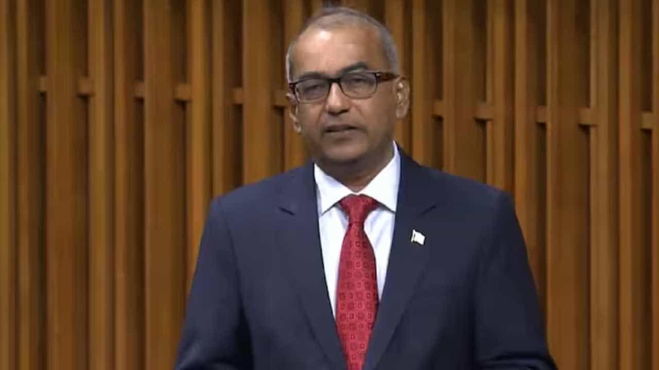 ಖಲಿಸ್ತಾನಿಗಳು ಕೆನಡಾದಲ್ಲಿ ಹಿಂದೂ ಹಾಗೂ ಸಿಖ್ಖರನ್ನು ವಿಭಜಿಸುವ ಪ್ರಯತ್ನ ನಡೆಸುತ್ತಿದ್ದಾರೆ: ಕೆನಡಾ ಸಂಸದ ಚಂದ್ರ ಆರ್ಯ ಖಲಿಸ್ತಾನಿಗಳು ಕೆನಡಾದಲ್ಲಿ ಹಿಂದೂ ಹಾಗೂ ಸಿಖ್ಖರನ್ನು ವಿಭಜಿಸುವ ಪ್ರಯತ್ನ ನಡೆಸುತ್ತಿದ್ದಾರೆ: ಕೆನಡಾ ಸಂಸದ ಚಂದ್ರ ಆರ್ಯ