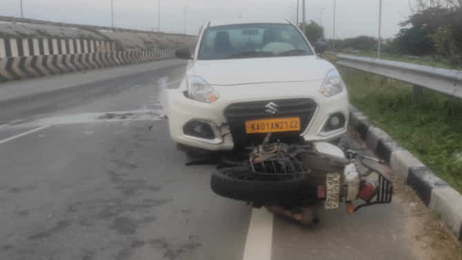 ದಾವಣಗೆರೆ ಬಳಿ ಅಪಘಾತ: ಜಾಲಿ ರೈಡ್​ ಬಂದಿದ್ದ ಕೇರಳದ ಇಬ್ಬರು ಯುವಕರು ಸಾವು