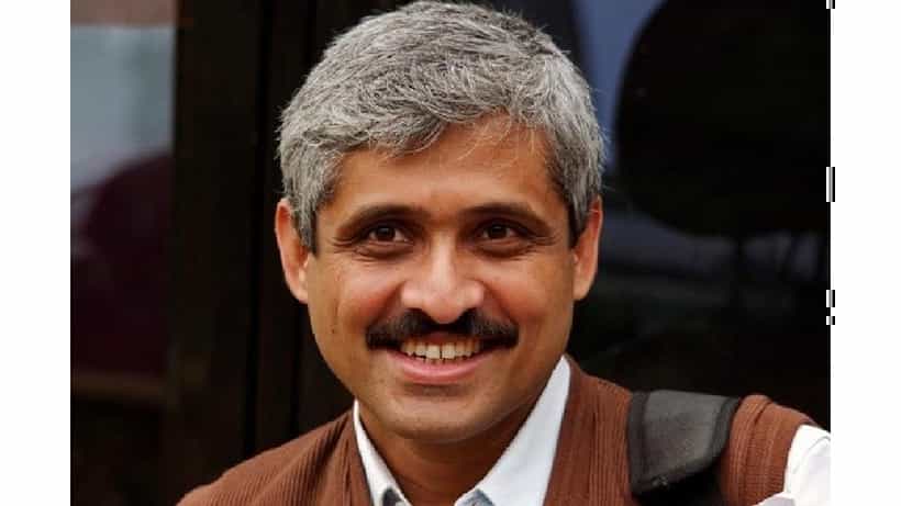 ಬಡ ಕ್ಯಾನ್ಸರ್ ರೋಗಿಗಳಿಗೆ ಸಹಾಯ ಮಾಡಿದ್ದಕ್ಕಾಗಿ ಪ್ರತಿಷ್ಠಿತ ರಾಮೋನ್ ಮ್ಯಾಗ್ಸೆಸೆ ಪ್ರಶಸ್ತಿ ಸ್ವೀಕರಿಸಿದ ವೈದ್ಯ ರವಿ ಕಣ್ಣನ್