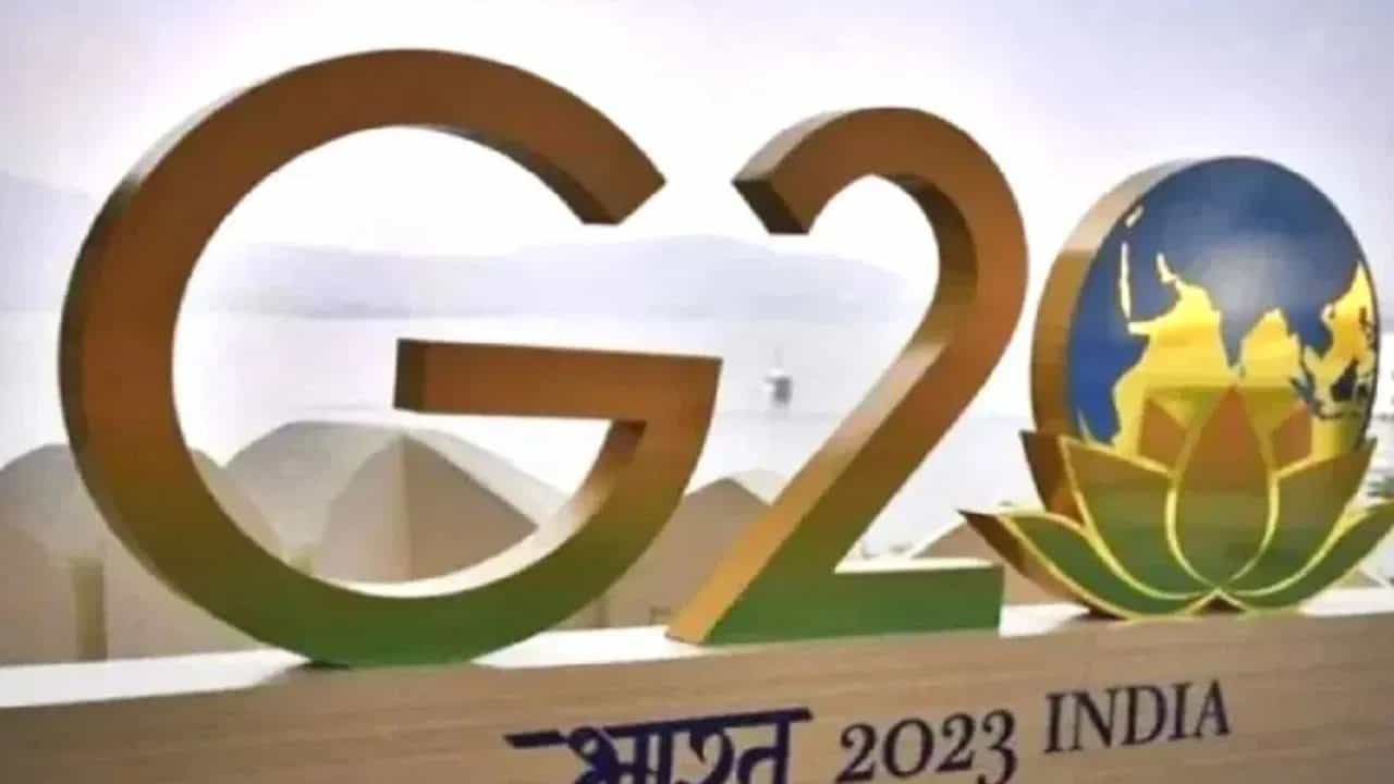 G-20 Summit: ಅಡುಗೆಯಿಂದ ತೊಡಗಿ ಸಿರಿಧಾನ್ಯ ಕೃಷಿ ವರೆಗೆ ಹಲವು ಮಾಹಿತಿ ಪಡೆಯಲಿರುವ ಜಿ20 ದೇಶಗಳ ಮುಖ್ಯಸ್ಥರ ಪತ್ನಿಯರು G-20 Summit: ಅಡುಗೆಯಿಂದ ತೊಡಗಿ ಸಿರಿಧಾನ್ಯ ಕೃಷಿ ವರೆಗೆ ಹಲವು ಮಾಹಿತಿ ಪಡೆಯಲಿರುವ ಜಿ20 ದೇಶಗಳ ಮುಖ್ಯಸ್ಥರ ಪತ್ನಿಯರು