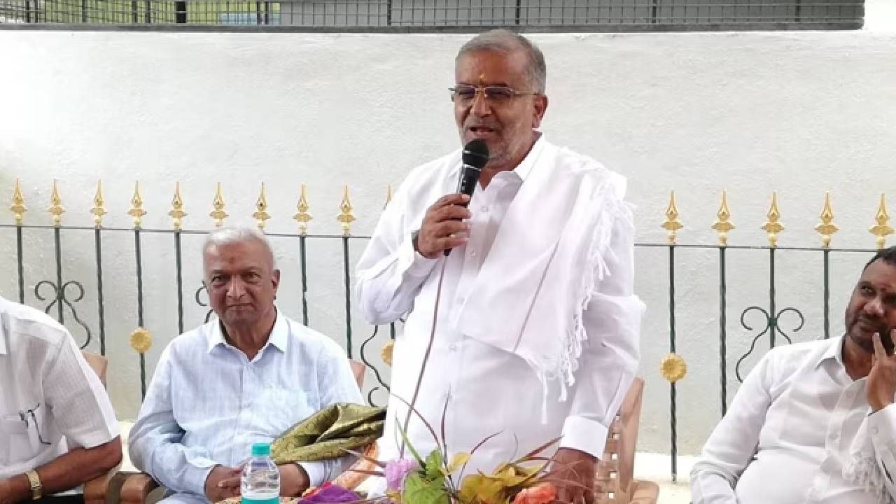 ಜೆಡಿಎಸ್ ಕಾರ್ಯಕರ್ತರನ್ನ ಟಾರ್ಗೆಟ್ ಮಾಡಿ FIR; ಲೋಕಸಭಾ ಚುನಾವಣೆಯಲ್ಲಿ ಕಾಂಗ್ರೆಸ್ನ್ನು ಸೋಲಿಸಬೇಕು; ಜಿಟಿ ದೇವೇಗೌಡ ಜೆಡಿಎಸ್ ಕಾರ್ಯಕರ್ತರನ್ನ ಟಾರ್ಗೆಟ್ ಮಾಡಿ FIR; ಲೋಕಸಭಾ ಚುನಾವಣೆಯಲ್ಲಿ ಕಾಂಗ್ರೆಸ್ನ್ನು ಸೋಲಿಸಬೇಕು; ಜಿಟಿ ದೇವೇಗೌಡ