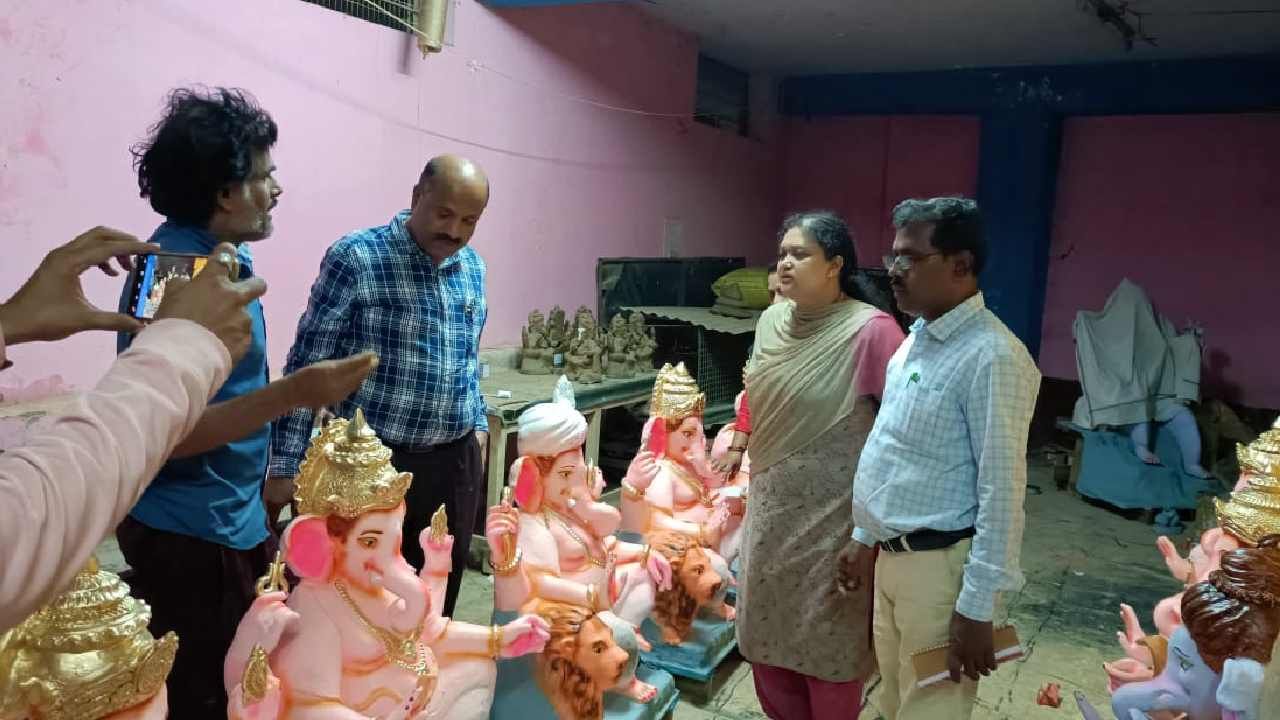 officials raid and seized PoP Ganesh idols in chitradurga and hosadurga