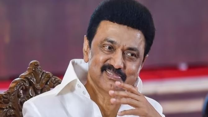 ‘ಸನಾತನ ಧರ್ಮ’ ಹೇಳಿಕೆಯನ್ನು ಸಮರ್ಥಿಸಿಕೊಂಡ ತಮಿಳುನಾಡು ಸಿಎಂ ಸ್ಟಾಲಿನ್ ‘ಸನಾತನ ಧರ್ಮ’ ಹೇಳಿಕೆಯನ್ನು ಸಮರ್ಥಿಸಿಕೊಂಡ ತಮಿಳುನಾಡು ಸಿಎಂ ಸ್ಟಾಲಿನ್
