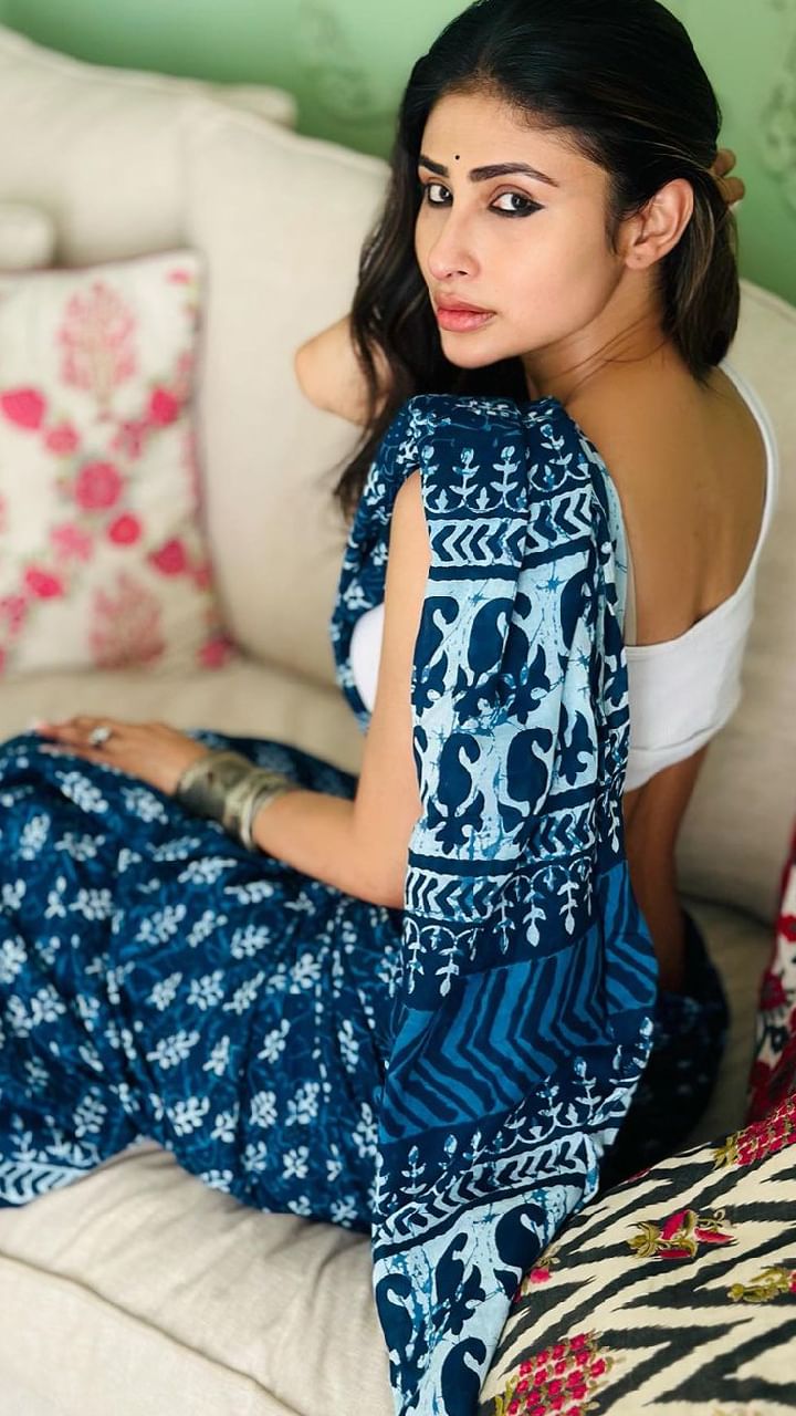 Mouni Roy (6)