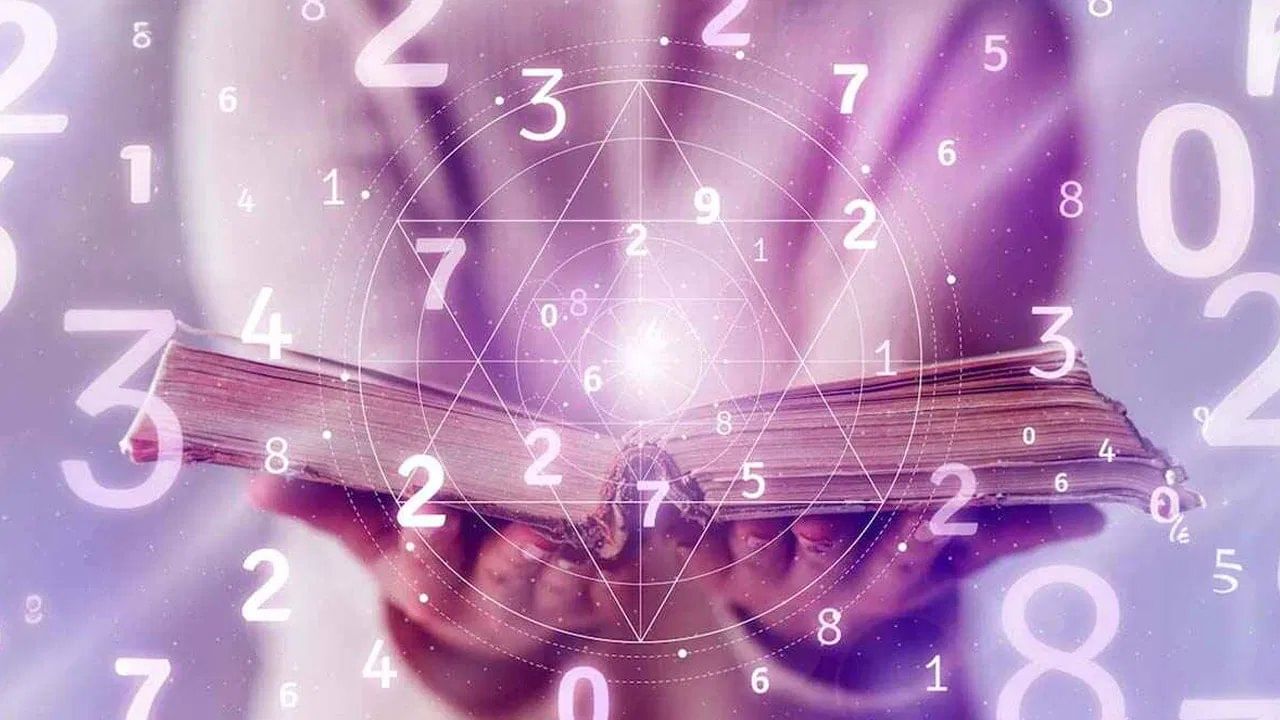 Numerology Prediction: ಸಂಖ್ಯಾಶಾಸ್ತ್ರ ಪ್ರಕಾರ ಜನ್ಮಸಂಖ್ಯೆಗೆ ಅನುಗುಣವಾಗಿ ಸೆಪ್ಟೆಂಬರ್ 14ರ ದಿನಭವಿಷ್ಯ Numerology Prediction: ಸಂಖ್ಯಾಶಾಸ್ತ್ರ ಪ್ರಕಾರ ಜನ್ಮಸಂಖ್ಯೆಗೆ ಅನುಗುಣವಾಗಿ ಸೆಪ್ಟೆಂಬರ್ 14ರ ದಿನಭವಿಷ್ಯ