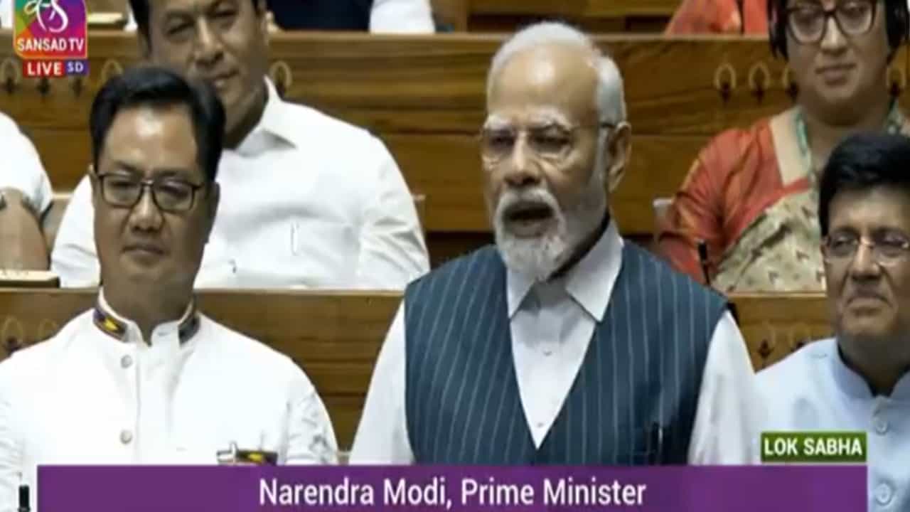 ಮಹಿಳಾ ಮೀಸಲಾತಿ: 2024ರ ಚುನಾವಣೆಗೆ ಮತ್ತೊಮ್ಮೆ ಮಹಿಳಾ ಮತದಾರರ ಮತಗಳ ಮೇಲೆ ಮೋದಿ ಕಣ್ಣು ಮಹಿಳಾ ಮೀಸಲಾತಿ: 2024ರ ಚುನಾವಣೆಗೆ ಮತ್ತೊಮ್ಮೆ ಮಹಿಳಾ ಮತದಾರರ ಮತಗಳ ಮೇಲೆ ಮೋದಿ ಕಣ್ಣು