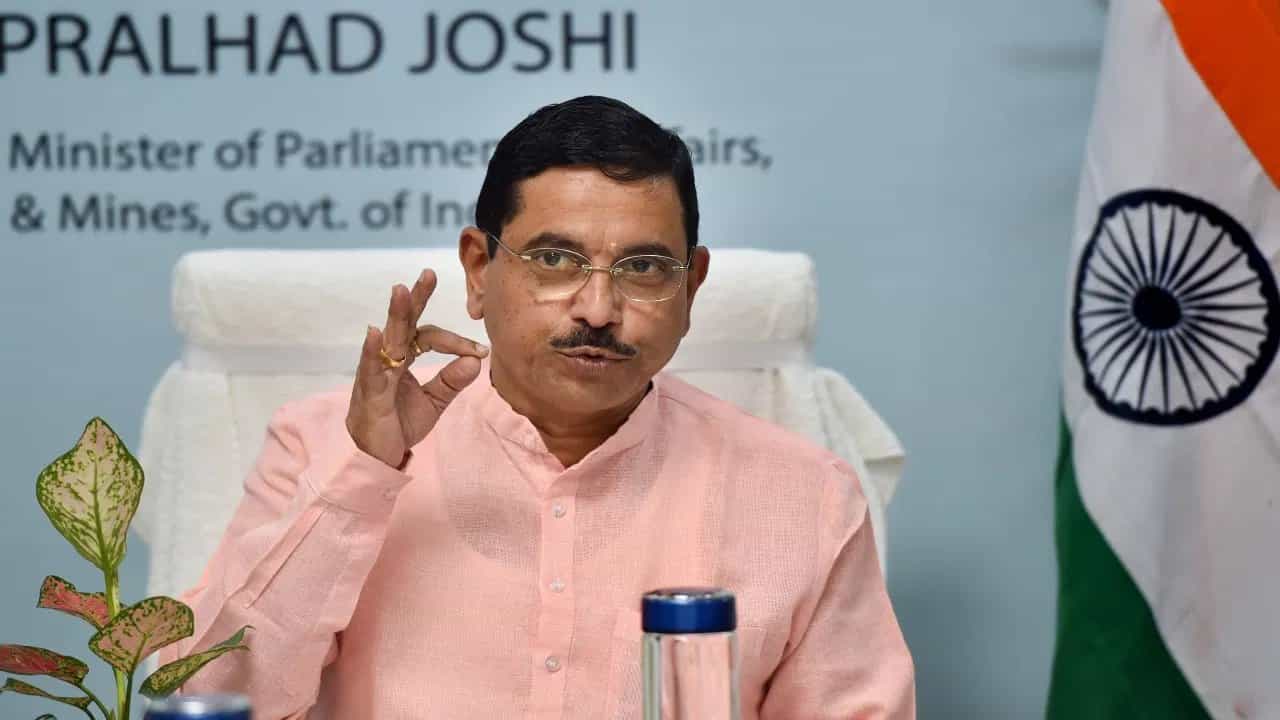 ‘ಇಂಡಿ‘ ಅಲ್ಲ ‘ಘಮಂಡಿ’ ಮೈತ್ರಿಕೂಟ; ರಾಜಸ್ಥಾನದಲ್ಲಿ ಕೇಂದ್ರ ಸಚಿವ ಪ್ರಲ್ಹಾದ್ ಜೋಶಿ ವಾಗ್ದಾಳಿ