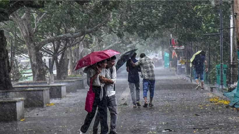 Karnataka Rain: ಕರ್ನಾಟಕದ 7 ಜಿಲ್ಲೆಗಳಲ್ಲಿ ಒಂದು ವಾರಗಳ ಕಾಲ ಧಾರಾಕಾರ ಮಳೆ ಸಾಧ್ಯತೆ