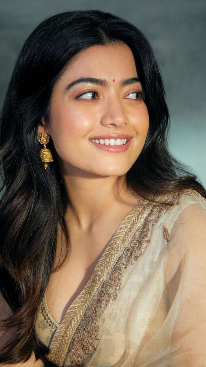 Rashmika Mandanna (13)