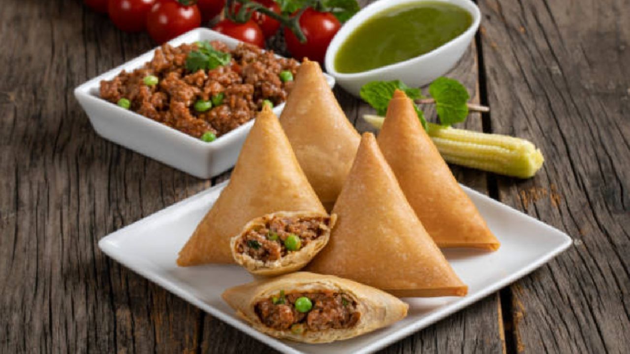 World Samosa Day 2023: ಇಂದು ವಿಶ್ವ ಸಮೋಸಾ ದಿನ, ಈ ಖಾದ್ಯ ಭಾರತಕ್ಕೆ ಬಂದಿದ್ದು ಹೇಗೆ?