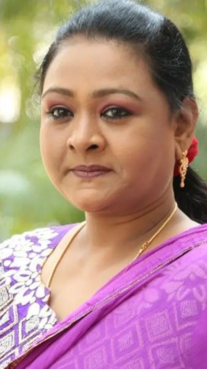 Shakeela2