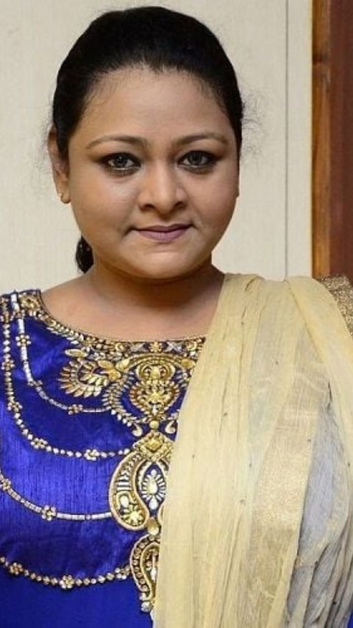 Shakeela3