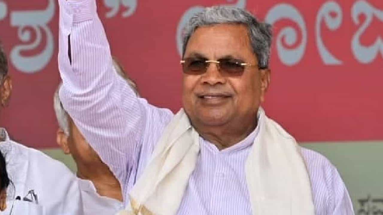 ಇಂದು ಕಲ್ಯಾಣ ಕರ್ನಾಟಕ ವಿಮೋಚನಾ ದಿನಾಚರಣೆ ಅಮೃತ ಮಹೋತ್ಸವ; ಸಿಎಂ ಕಲಬುರಗಿಗೆ ಪ್ರಯಾಣ ಇಂದು ಕಲ್ಯಾಣ ಕರ್ನಾಟಕ ವಿಮೋಚನಾ ದಿನಾಚರಣೆ ಅಮೃತ ಮಹೋತ್ಸವ; ಸಿಎಂ ಕಲಬುರಗಿಗೆ ಪ್ರಯಾಣ