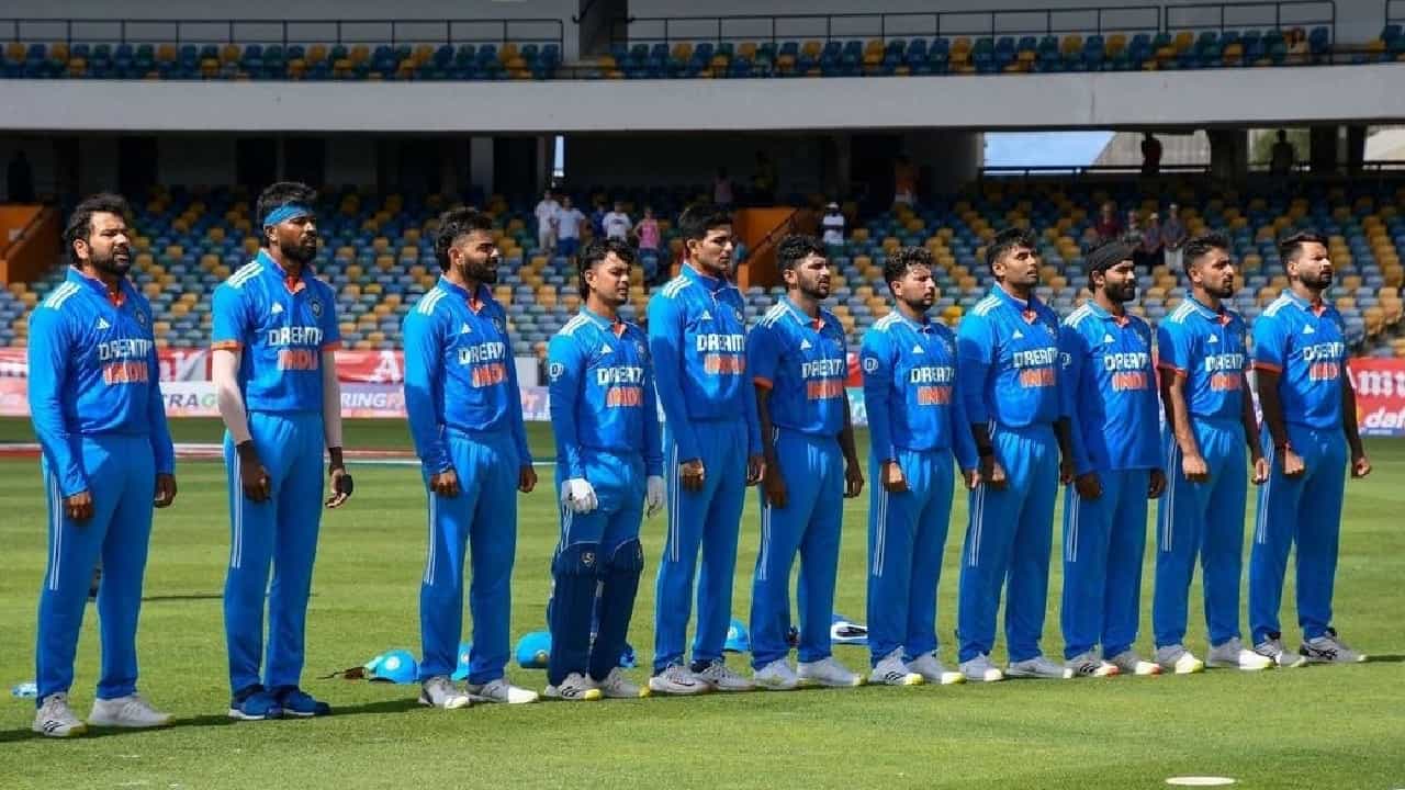 IND vs NEP: ಭಾರತ ತಂಡದಲ್ಲಿ 1 ಬದಲಾವಣೆ: ಹೀಗಿದೆ ಪ್ಲೇಯಿಂಗ್ ಇಲೆವೆನ್ IND vs NEP: ಭಾರತ ತಂಡದಲ್ಲಿ 1 ಬದಲಾವಣೆ: ಹೀಗಿದೆ ಪ್ಲೇಯಿಂಗ್ ಇಲೆವೆನ್