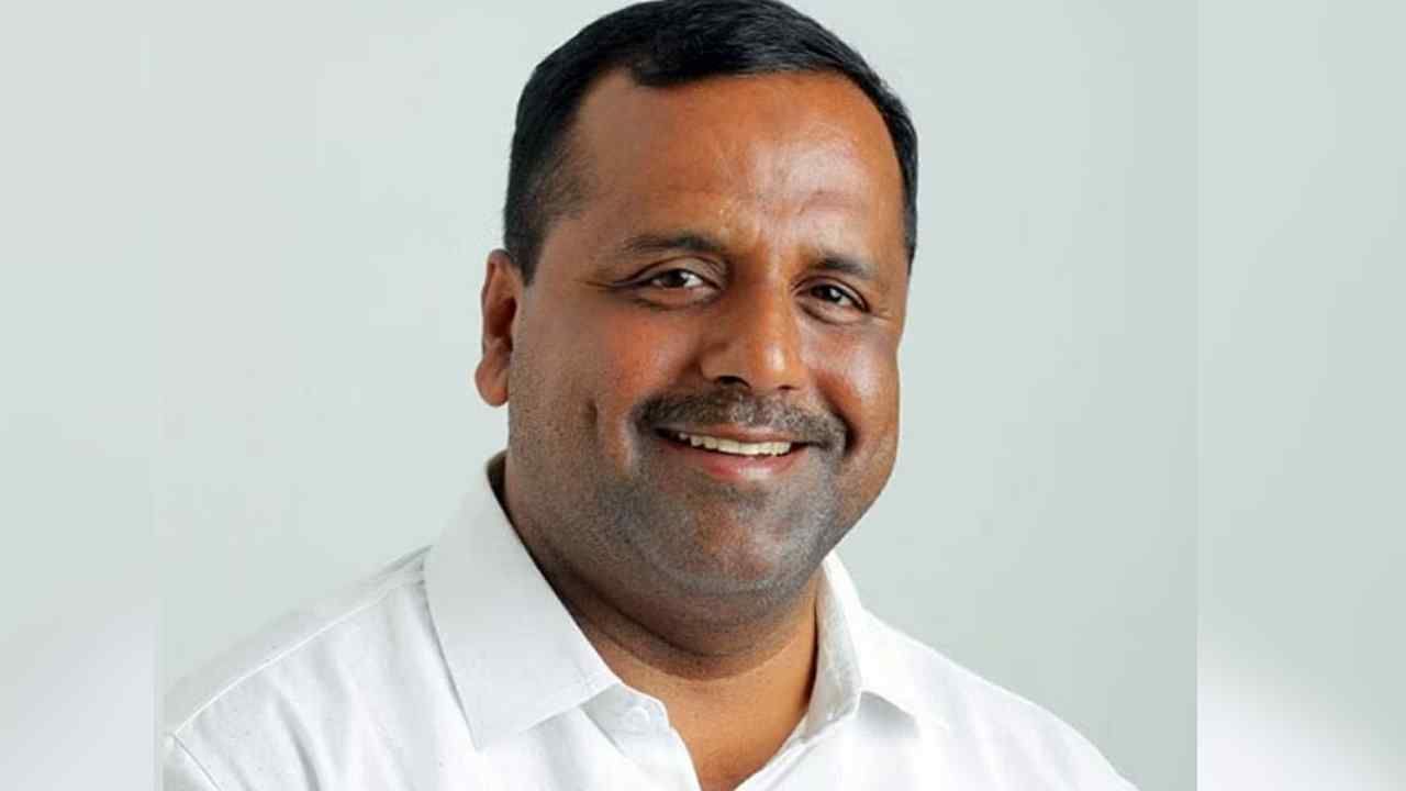 ಮಂಗಳೂರು ವಿವಿ ಗಣೇಶೋತ್ಸವ ವಿವಾದ: ಸ್ಪೀಕರ್ ಯುಟಿ ಖಾದರ್ ಹೇಳಿದ್ದೇನು? ಮಂಗಳೂರು ವಿವಿ ಗಣೇಶೋತ್ಸವ ವಿವಾದ: ಸ್ಪೀಕರ್ ಯುಟಿ ಖಾದರ್ ಹೇಳಿದ್ದೇನು?