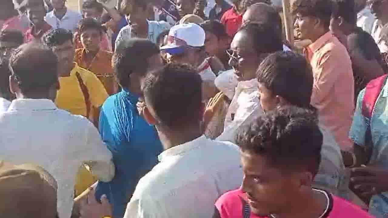 ಕಬ್ಬಡ್ಡಿ ಪಂದ್ಯದ ವೇಳೆ ತಪ್ಪು ತೀರ್ಪು ನೀಡಿದ ಆರೋಪ; ದೈಹಿಕ ಶಿಕ್ಷಕನ ಮೇಲೆ ಹಲ್ಲೆ ನಡೆಸಿದ ಯುವಕ