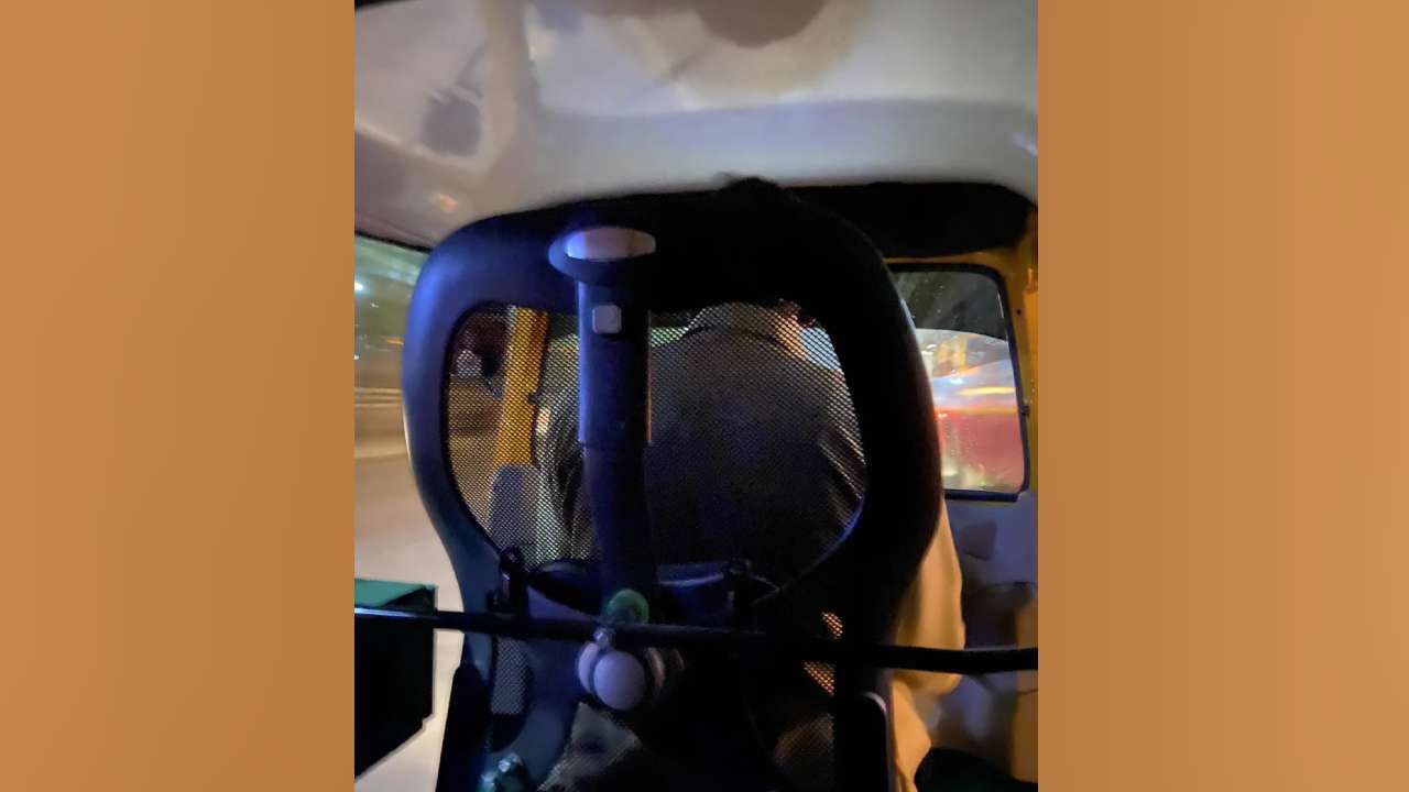 Viral: ಆಫೀಸ್ ಕುರ್ಚಿಯಲ್ಲಿ ಕುಳಿತು ಆಟೋ ಓಡಿಸುತ್ತಿರುವ ಚಾಲಕ; ನೆಟ್ಟಿಗರ ನಾನಾ ರೀತಿಯ ಪ್ರತಿಕ್ರಿಯೆ