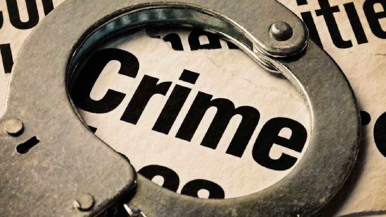 ಬೆಂಗಳೂರು: ಆಂಟಿ ಎಂದ ವ್ಯಕ್ತಿಗೆ ಕಪಾಳಮೋಕ್ಷ ಮಾಡಿದ ಮಹಿಳೆ ಬೆಂಗಳೂರು: ಆಂಟಿ ಎಂದ ವ್ಯಕ್ತಿಗೆ ಕಪಾಳಮೋಕ್ಷ ಮಾಡಿದ ಮಹಿಳೆ