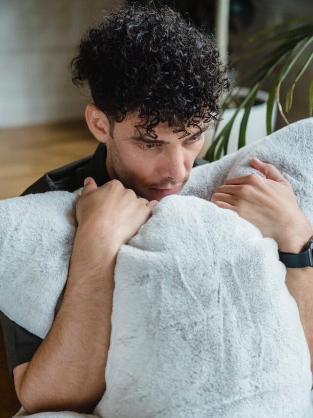 ನಿಮ್ಮ ಜೀವನದಲ್ಲಿ ಪ್ರೀತಿಯನ್ನು ಕಂಡುಕೊಳ್ಳಲು 7 ವೈದಿಕ ಪರಿಹಾರಗಳು