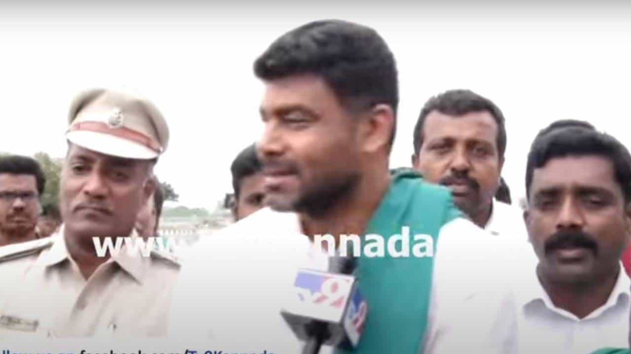 Karnataka Bandh: ಸರ್ಕಾರ ಕಠಿಣ ನಿಲುವು ಪ್ರಕಟಿಸಲೇಬೇಕು, ಕುಡಿಯಲು ನೀರಿಲ್ಲದಾಗ ಅವರ ಬೆಳೆಗಳಿಗೆ ಎಲ್ಲಿಂದ ಕೊಡೋಣ? ದರ್ಶನ್ ಪುಟ್ಟಣ್ಣಯ್ಯ Karnataka Bandh: ಸರ್ಕಾರ ಕಠಿಣ ನಿಲುವು ಪ್ರಕಟಿಸಲೇಬೇಕು, ಕುಡಿಯಲು ನೀರಿಲ್ಲದಾಗ ಅವರ ಬೆಳೆಗಳಿಗೆ ಎಲ್ಲಿಂದ ಕೊಡೋಣ? ದರ್ಶನ್ ಪುಟ್ಟಣ್ಣಯ್ಯ
