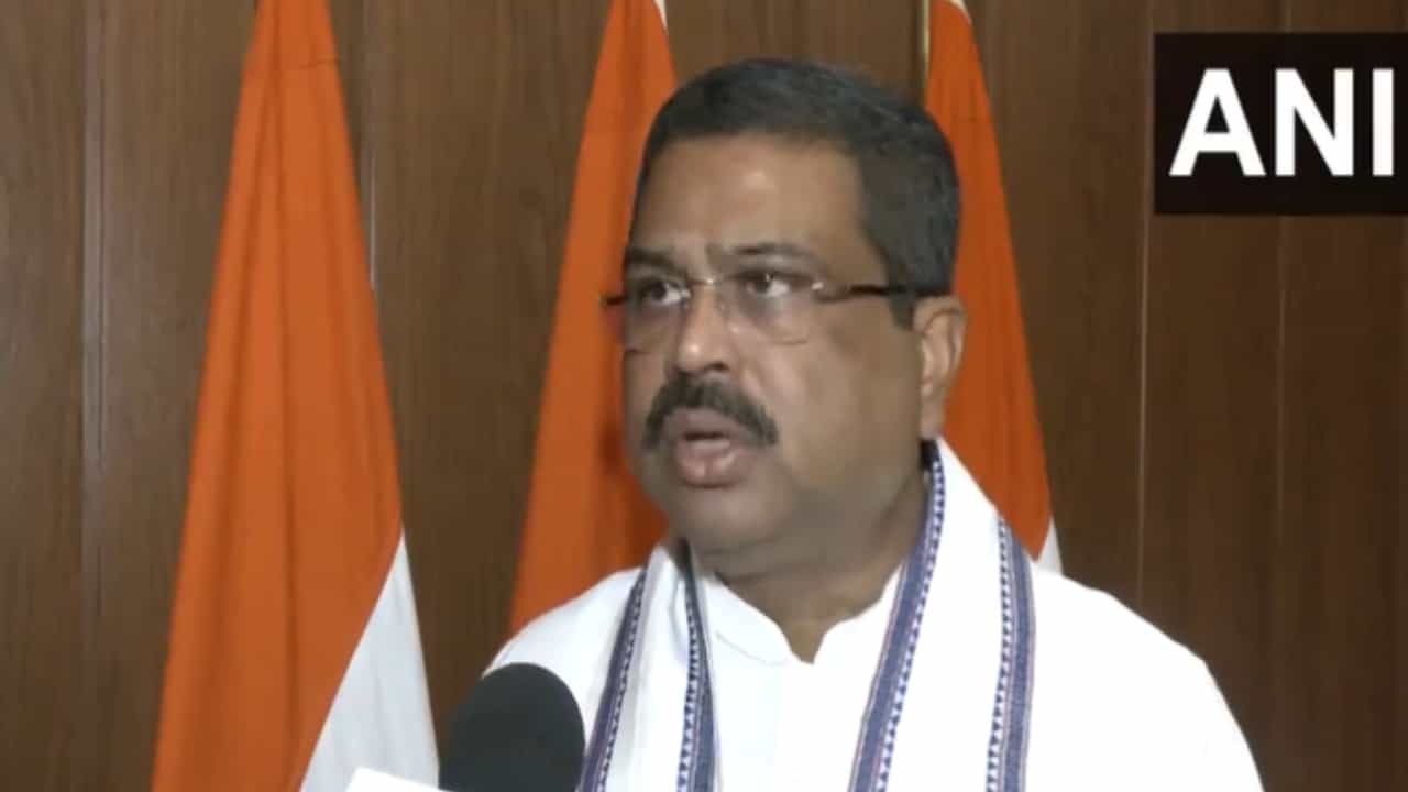 ಮಹಿಳಾ ಮೀಸಲಾತಿ ಮಸೂದೆ ಅಂಗೀಕಾರ 21 ನೇ ಶತಮಾನದ ಮೈಲುಗಲ್ಲು: ಧರ್ಮೇಂದ್ರ ಪ್ರಧಾನ್ ಮಹಿಳಾ ಮೀಸಲಾತಿ ಮಸೂದೆ ಅಂಗೀಕಾರ 21 ನೇ ಶತಮಾನದ ಮೈಲುಗಲ್ಲು: ಧರ್ಮೇಂದ್ರ ಪ್ರಧಾನ್