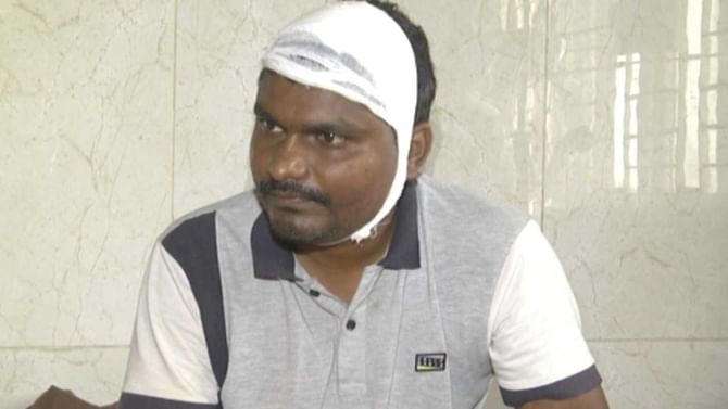 ಜಿಲ್ಲಾದ್ಯಂತ ಪ್ರತಿಭಟನೆ: ‌ಮಾಜಿ ಸಚಿವ ಹಾಗೂ ಸಹೋದರನ ವಿರುದ್ಧ ಆಕ್ರೋಶ