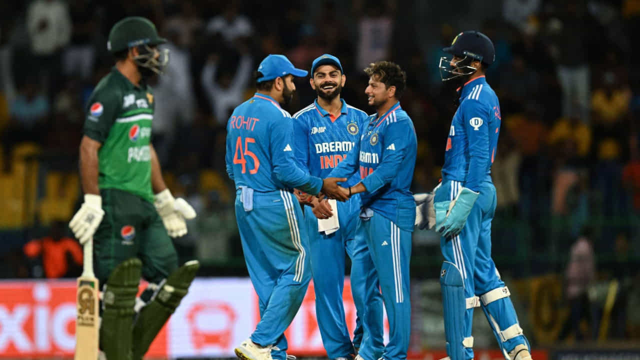 ಭಾರತದ ಕೃಪಾಕಟಾಕ್ಷ ದೊರೆತರಷ್ಟೇ ಪಾಕ್ ತಂಡಕ್ಕೆ ಏಷ್ಯಾಕಪ್ ಫೈನಲ್ ಟಿಕೆಟ್..! ಭಾರತದ ಕೃಪಾಕಟಾಕ್ಷ ದೊರೆತರಷ್ಟೇ ಪಾಕ್ ತಂಡಕ್ಕೆ ಏಷ್ಯಾಕಪ್ ಫೈನಲ್ ಟಿಕೆಟ್..!