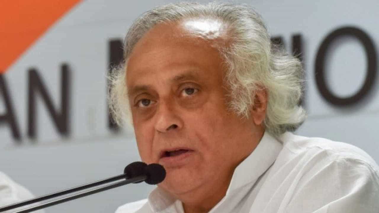 ಹೊಸ ಸಂಸತ್ತನ್ನು ‘ಮೋದಿ ಮಲ್ಪಿಪ್ಲೆಕ್ಸ್’ ಎಂದು ಕರೆದ ಕಾಂಗ್ರೆಸ್ನ ಹಿರಿಯ ನಾಯಕ ಜೈರಾಮ್ ರಮೇಶ್ ಹೊಸ ಸಂಸತ್ತನ್ನು ‘ಮೋದಿ ಮಲ್ಪಿಪ್ಲೆಕ್ಸ್’ ಎಂದು ಕರೆದ ಕಾಂಗ್ರೆಸ್ನ ಹಿರಿಯ ನಾಯಕ ಜೈರಾಮ್ ರಮೇಶ್