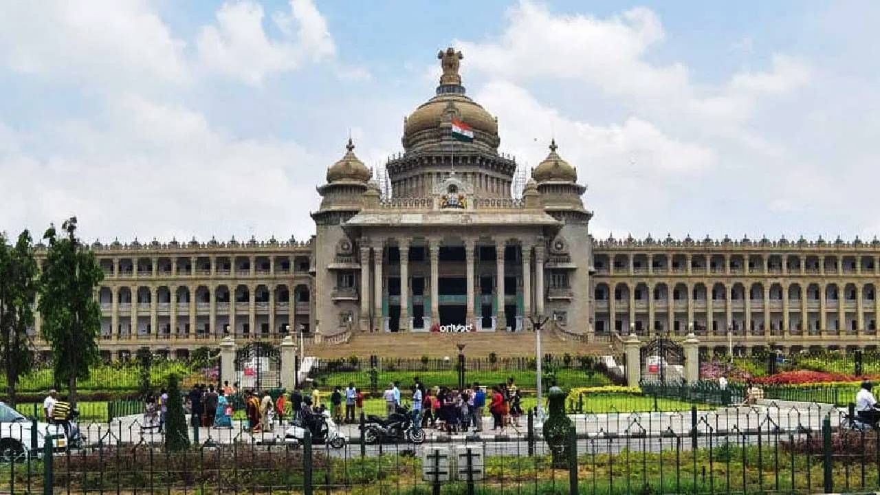 ಕಾವೇರಿ ವಿವಾದ: ಸುಪ್ರಿಂಕೋರ್ಟ್​​​ನಲ್ಲಿ ಮರು ಪರಿಶೀಲನೆ ಅರ್ಜಿ ಸಲ್ಲಿಸಿದ ಕರ್ನಾಟಕ