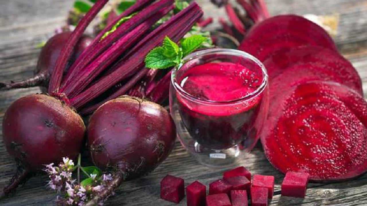 Beetroot Juice: ಬೆಳಿಗ್ಗೆ ಬೀಟ್ರೂಟ್ ಜ್ಯೂಸ್ ಕುಡಿಯುವುದರಿಂದ ಎಷ್ಟೆಲ್ಲಾ ಆರೋಗ್ಯ ಪ್ರಯೋಜನಗಳಿವೆ ಗೊತ್ತಾ? Beetroot Juice: ಬೆಳಿಗ್ಗೆ ಬೀಟ್ರೂಟ್ ಜ್ಯೂಸ್ ಕುಡಿಯುವುದರಿಂದ ಎಷ್ಟೆಲ್ಲಾ ಆರೋಗ್ಯ ಪ್ರಯೋಜನಗಳಿವೆ ಗೊತ್ತಾ?