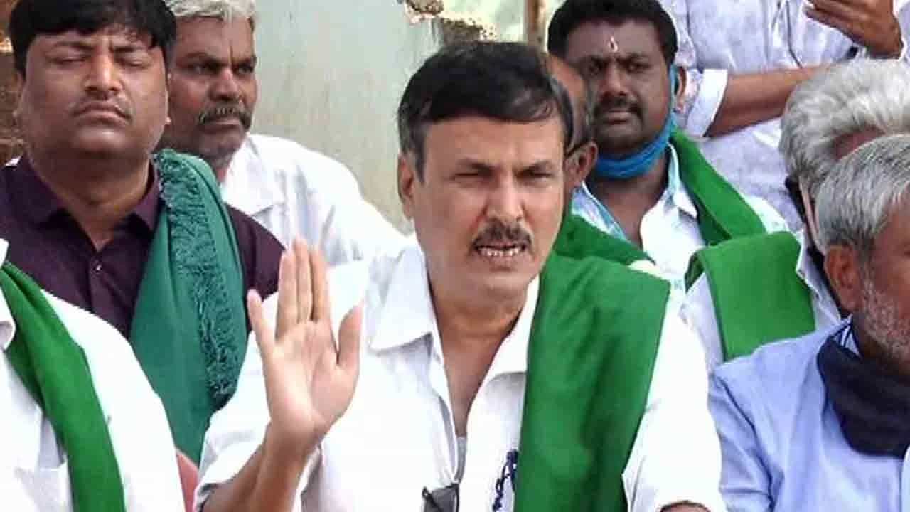 ಕರ್ನಾಟಕ ಬಂದ್ಗೆ ನಾವಿಲ್ಲ, ಆದರೆ...; ಕುರುಬೂರು ಶಾಂತಕುಮಾರ್ ಹೇಳಿದ್ದೇನು? ಕರ್ನಾಟಕ ಬಂದ್ಗೆ ನಾವಿಲ್ಲ, ಆದರೆ...; ಕುರುಬೂರು ಶಾಂತಕುಮಾರ್ ಹೇಳಿದ್ದೇನು?