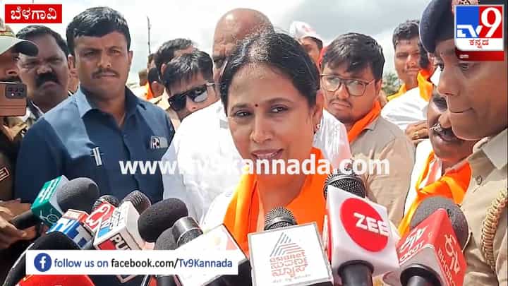 ಬೆಳಗಾವಿ: ಹಲವರ ಖಾತೆಗೆ ಬರದ ಗೃಹಲಕ್ಷ್ಮೀ ಹಣ; ಲಕ್ಷ್ಮೀ ಹೆಬ್ಬಾಳ್ಕರ್ ಹೇಳಿದ್ದಿಷ್ಟು? ಬೆಳಗಾವಿ: ಹಲವರ ಖಾತೆಗೆ ಬರದ ಗೃಹಲಕ್ಷ್ಮೀ ಹಣ; ಲಕ್ಷ್ಮೀ ಹೆಬ್ಬಾಳ್ಕರ್ ಹೇಳಿದ್ದಿಷ್ಟು?