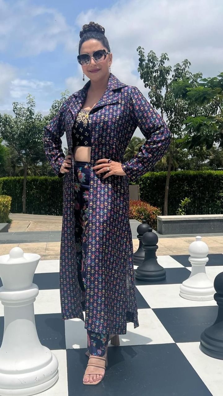 Madhuri Dixit (2)