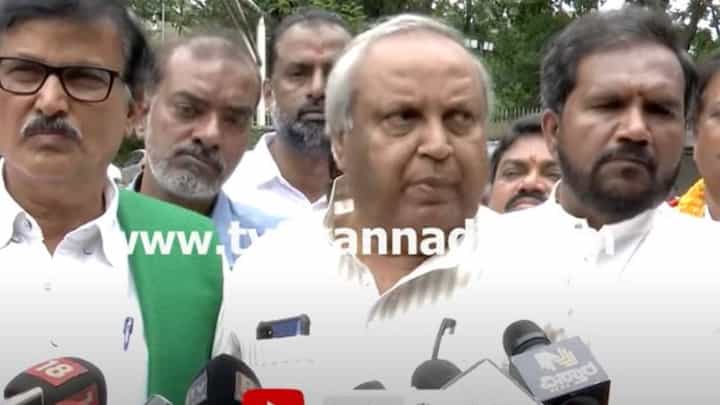 ಮುಖ್ಯಮಂತ್ರಿ ಸಿದ್ದರಾಮಯ್ಯ ರೈತರಿಗೋಸ್ಕರ ಒಂದು ಕಠಿಣ ನಿರ್ಧಾರ ತೆಗೆದುಕೊಳ್ಳುವ ಲಕ್ಷಣ ಕಾಣಿಸುತ್ತಿದೆ: ಮುಖ್ಯಮಂತ್ರಿ ಚಂದ್ರು ಮುಖ್ಯಮಂತ್ರಿ ಸಿದ್ದರಾಮಯ್ಯ ರೈತರಿಗೋಸ್ಕರ ಒಂದು ಕಠಿಣ ನಿರ್ಧಾರ ತೆಗೆದುಕೊಳ್ಳುವ ಲಕ್ಷಣ ಕಾಣಿಸುತ್ತಿದೆ: ಮುಖ್ಯಮಂತ್ರಿ ಚಂದ್ರು